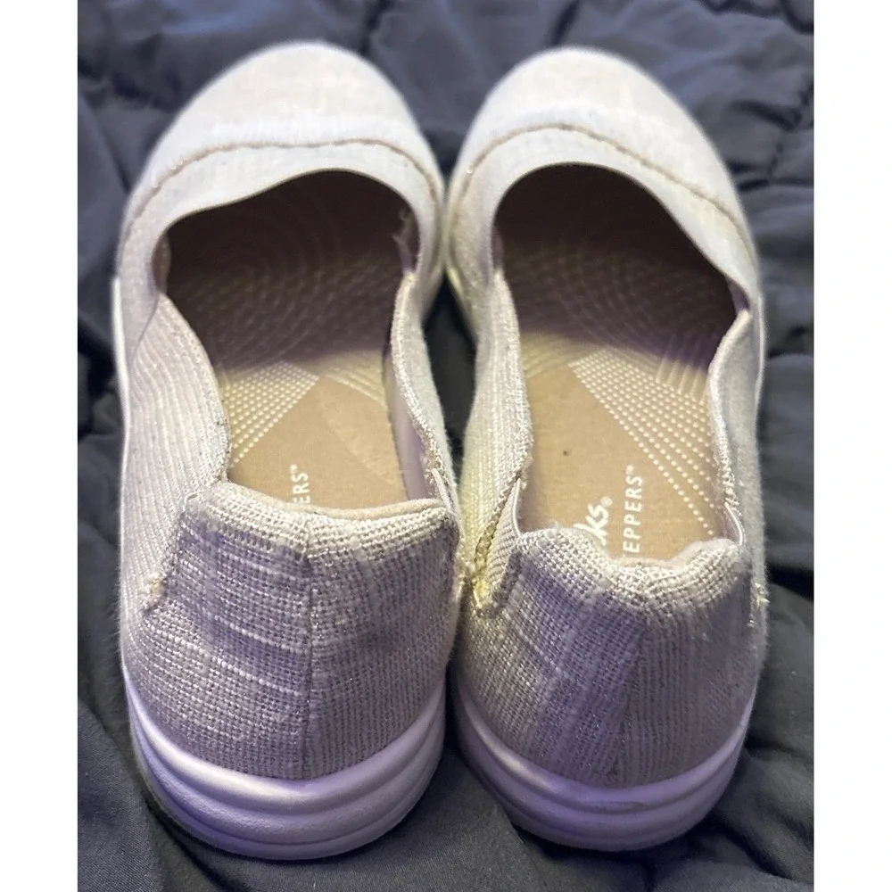 NEW Clarks Cloudsteppers Breeze Vibe Natural Beige Slip-On Shoes Women's 6.5